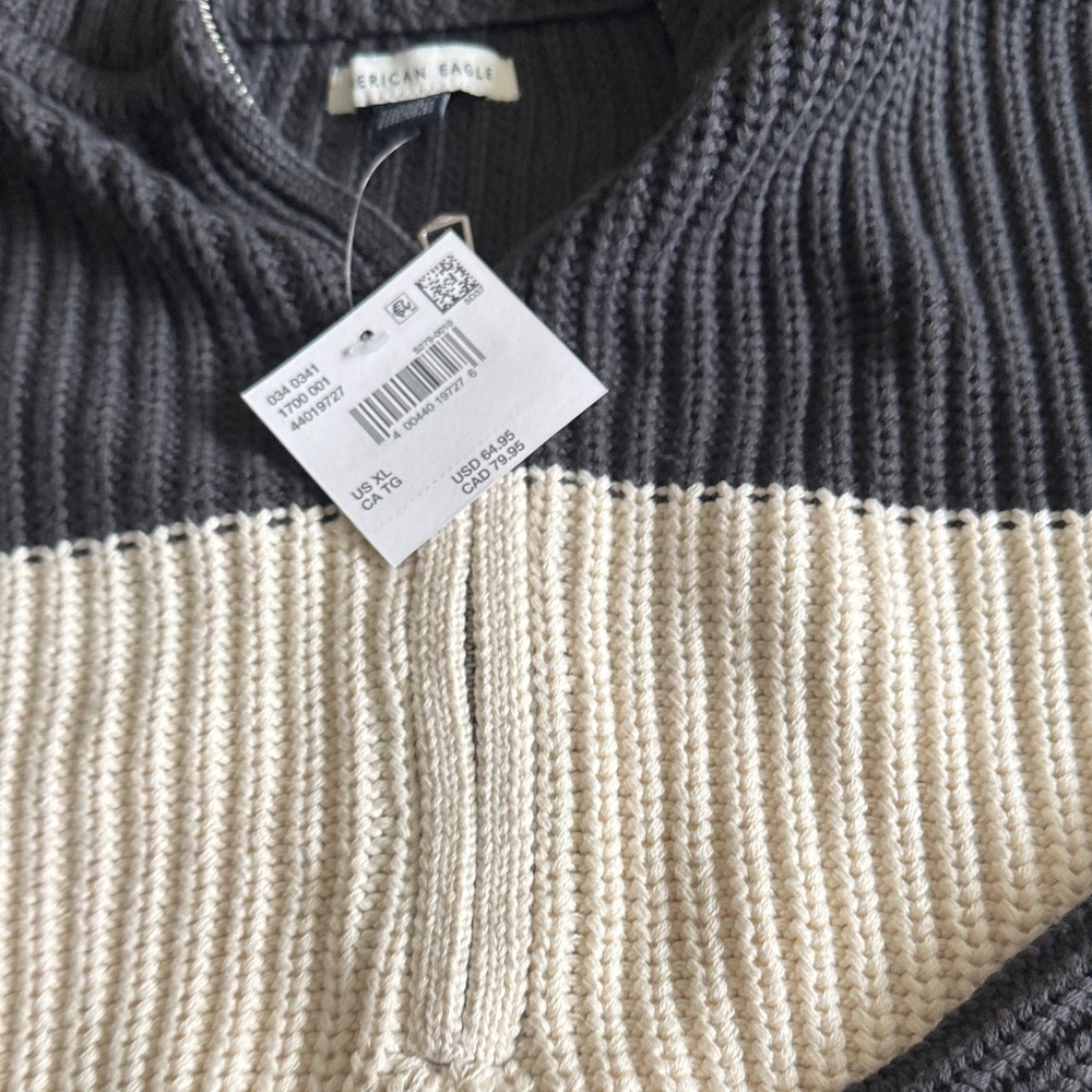 NWT! American Eagle gray and Cream Women's half zip Sweater - Picture 6 of 7